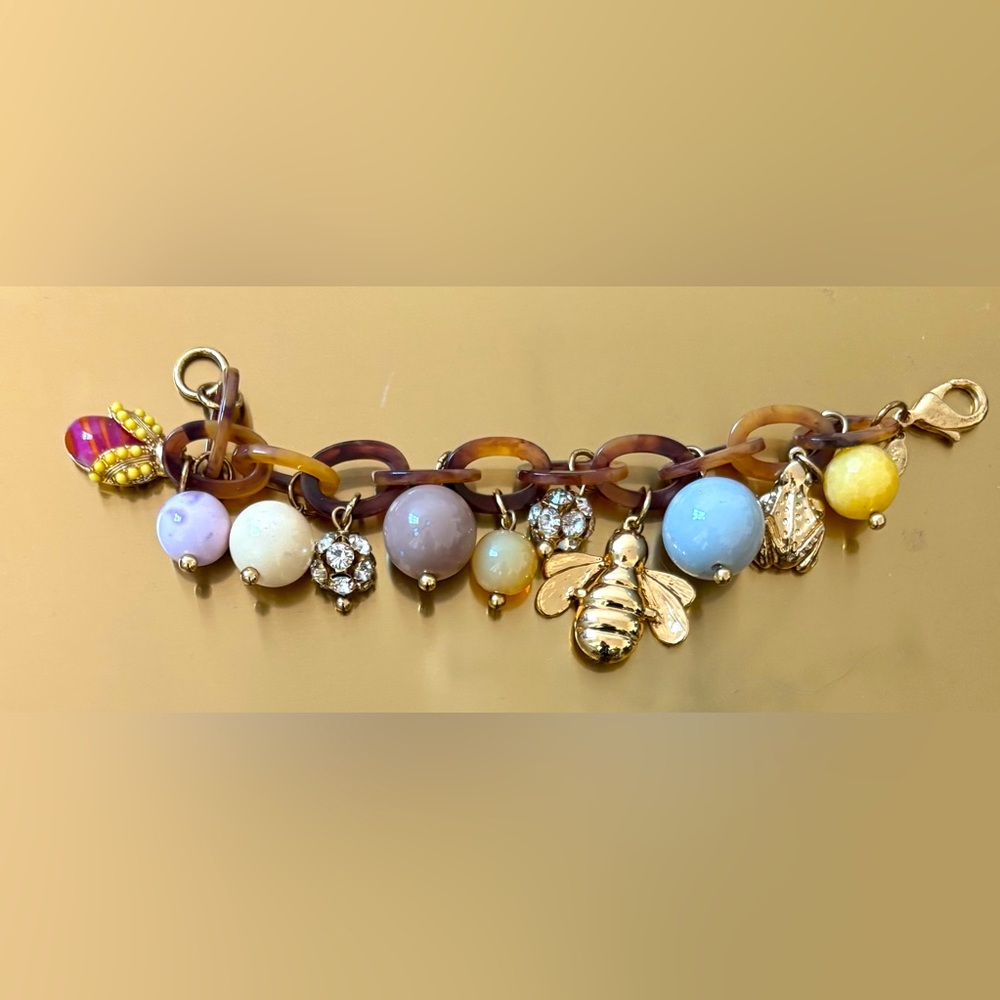 Joan Rivers jewelry Limited Edition tortoise chain and charm bracelet